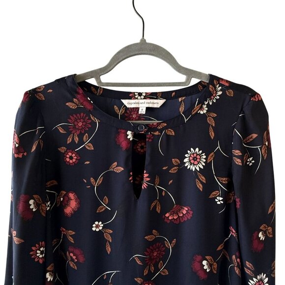 CUPCAKES AND CASHMERE Size S Hazel Floral Keyhole Mini Shift Dress Gypsy Soul - Picture 8 of 10